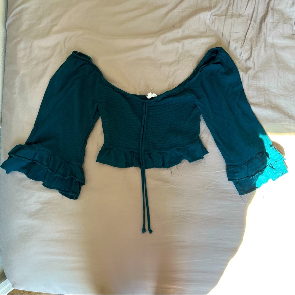 Flowy Cropped Long Sleeve